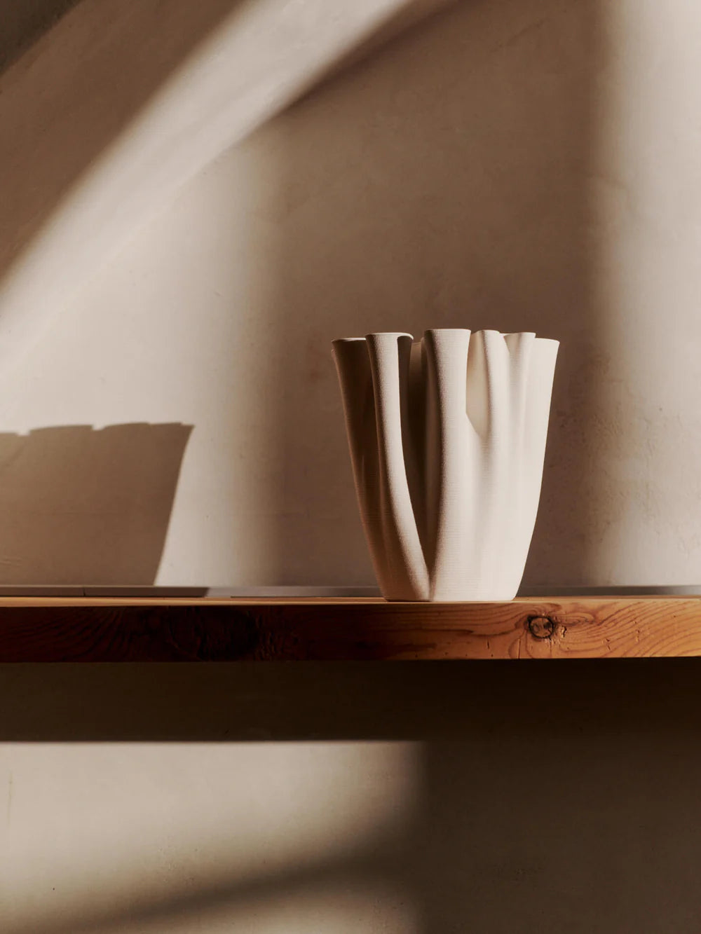 Dedali vase - H18 - off white