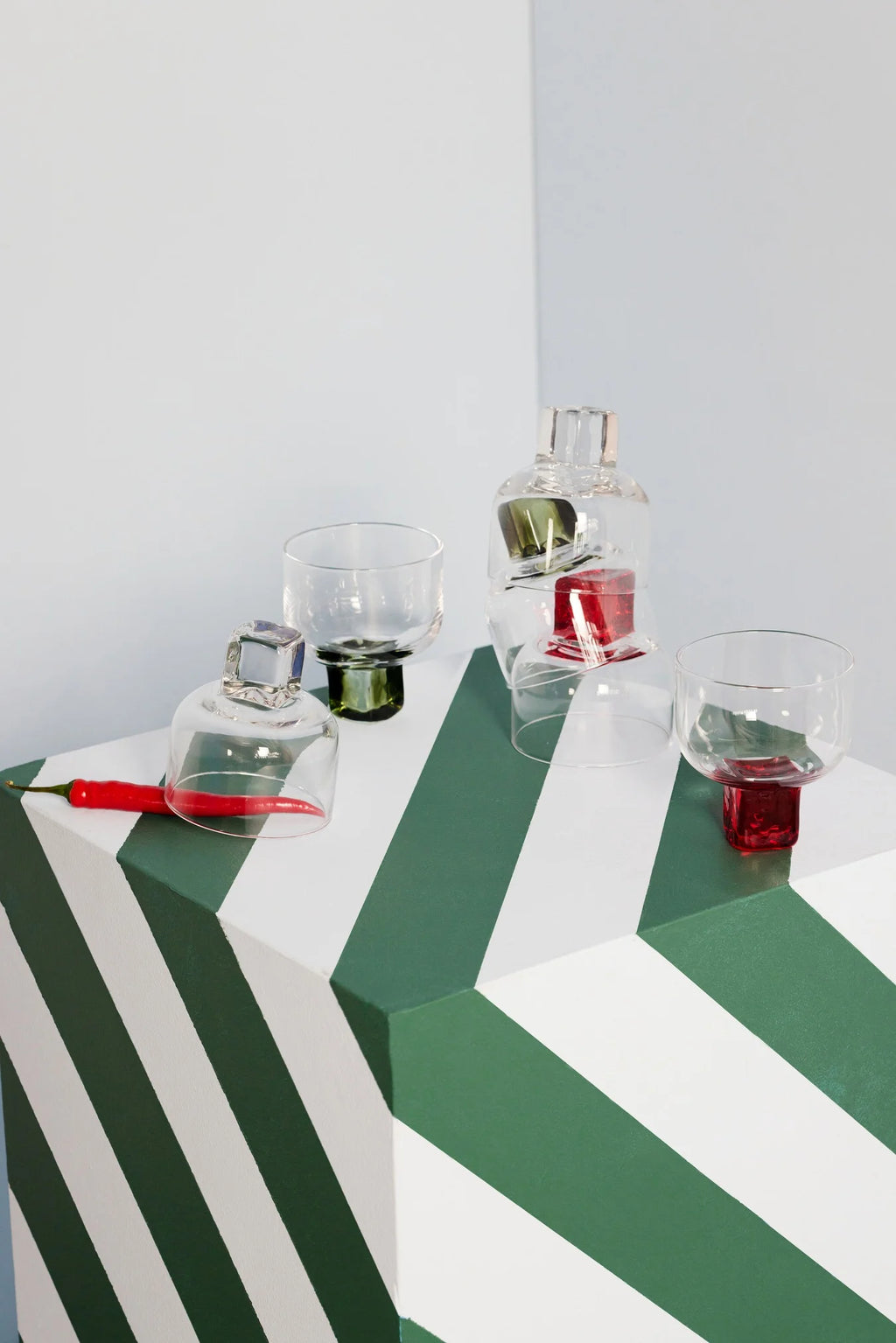 Victoria Glass 2 Piece Set - Clear