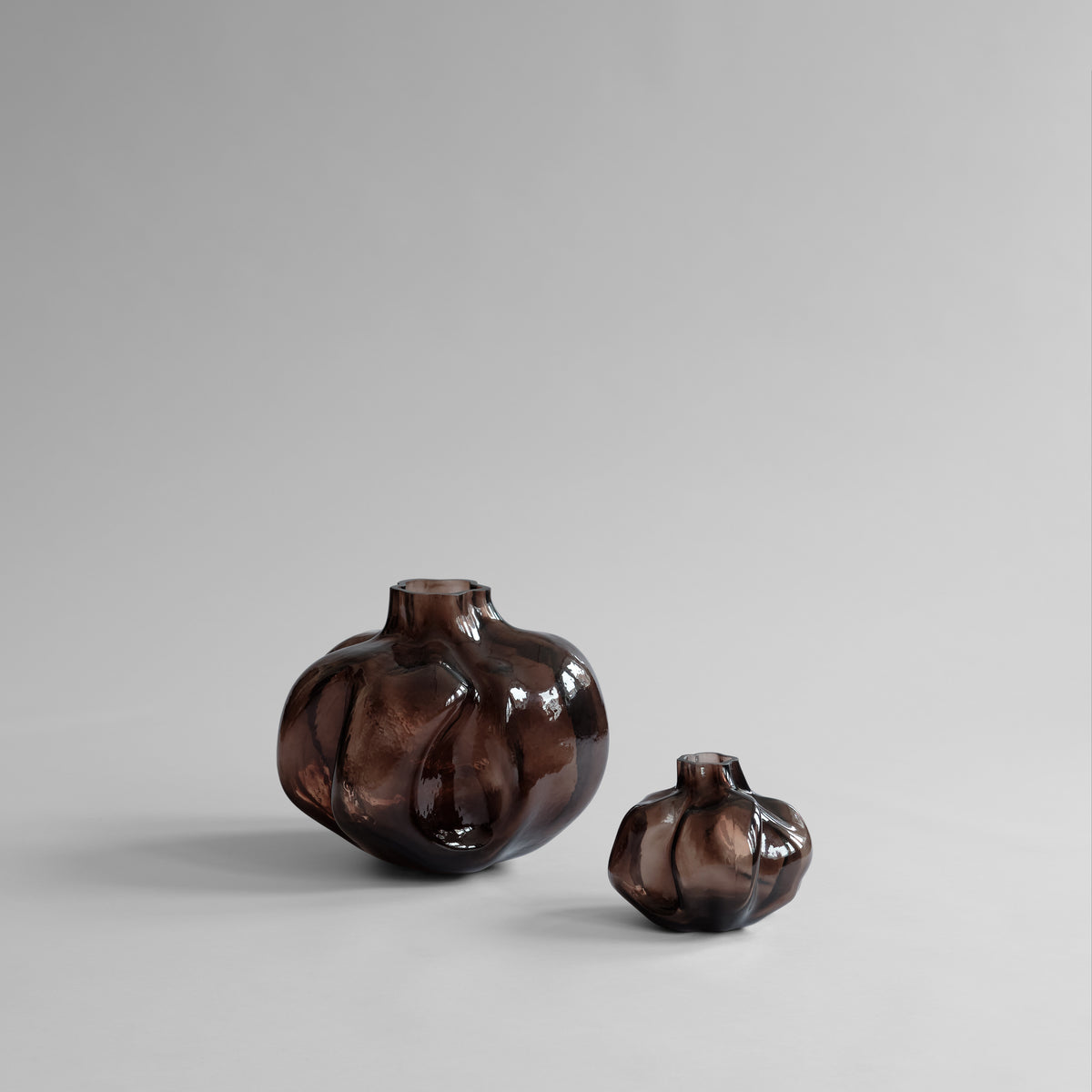 Wabi Vase Medium, Smoked Forest