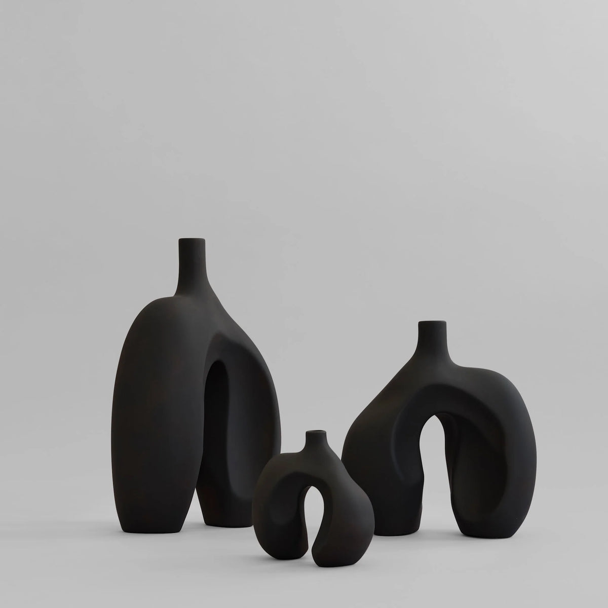 Ni Vase, Petit Black