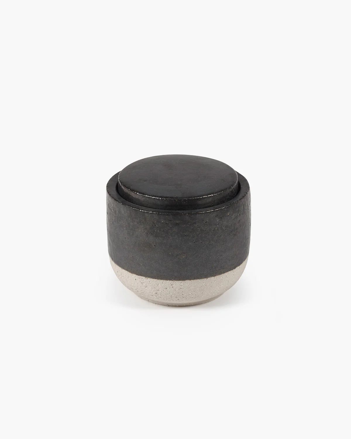 Bougie parfumée L titane bois brûlé