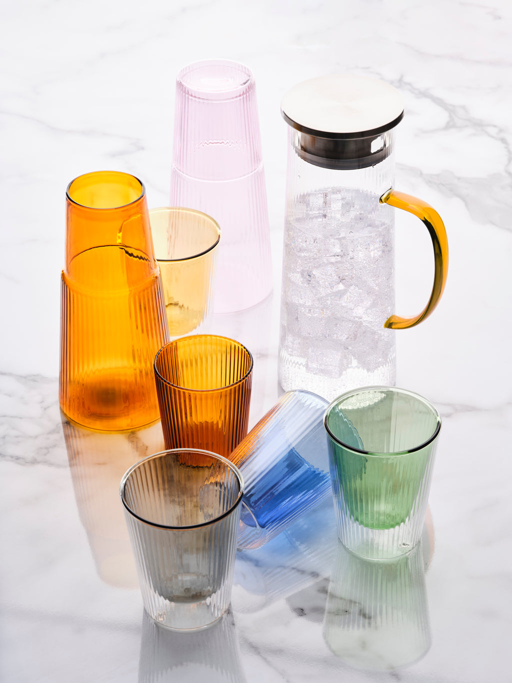 Narciso pleated carafe in borosilicate glass - Amber