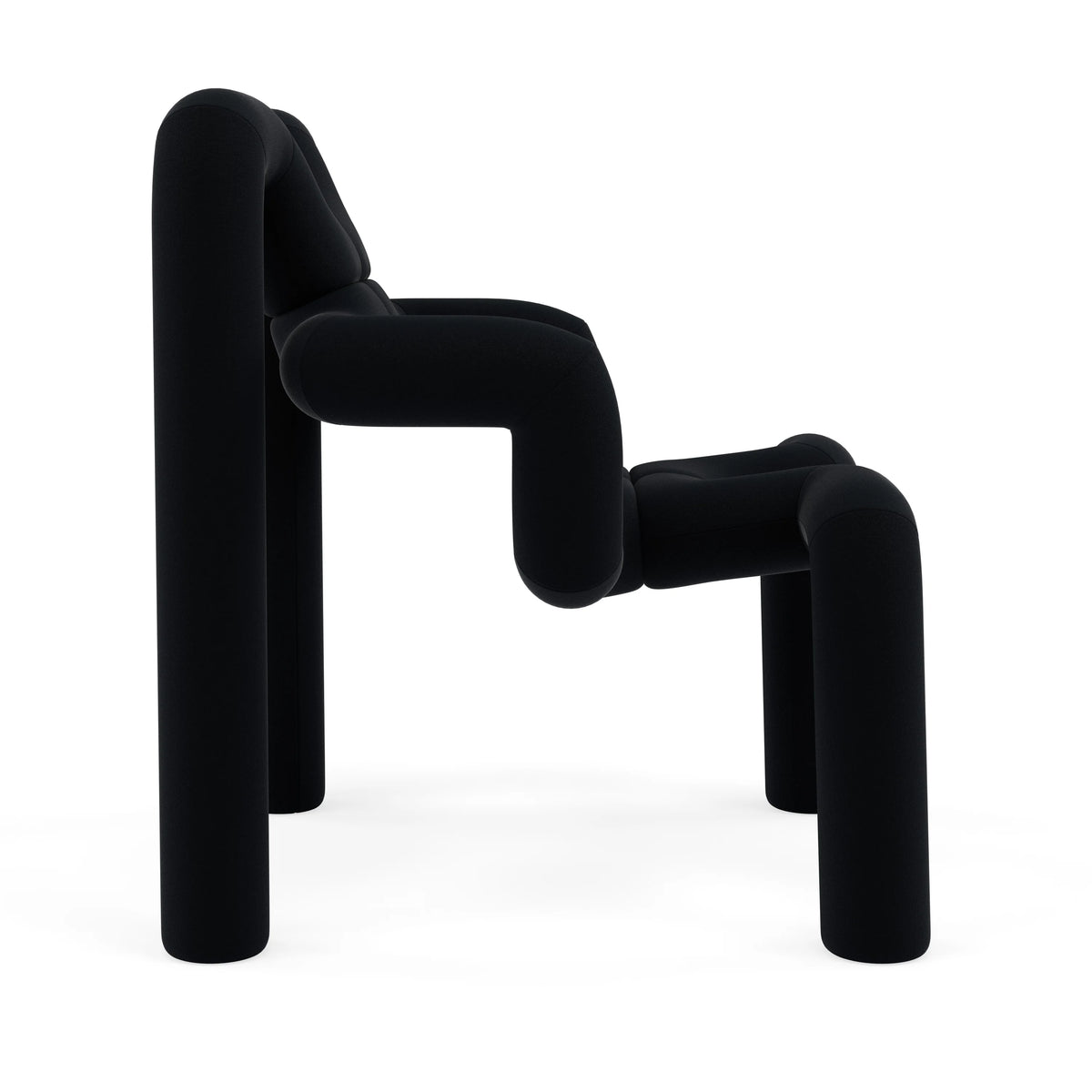 Ekstrem Chair in Black Gentle 2